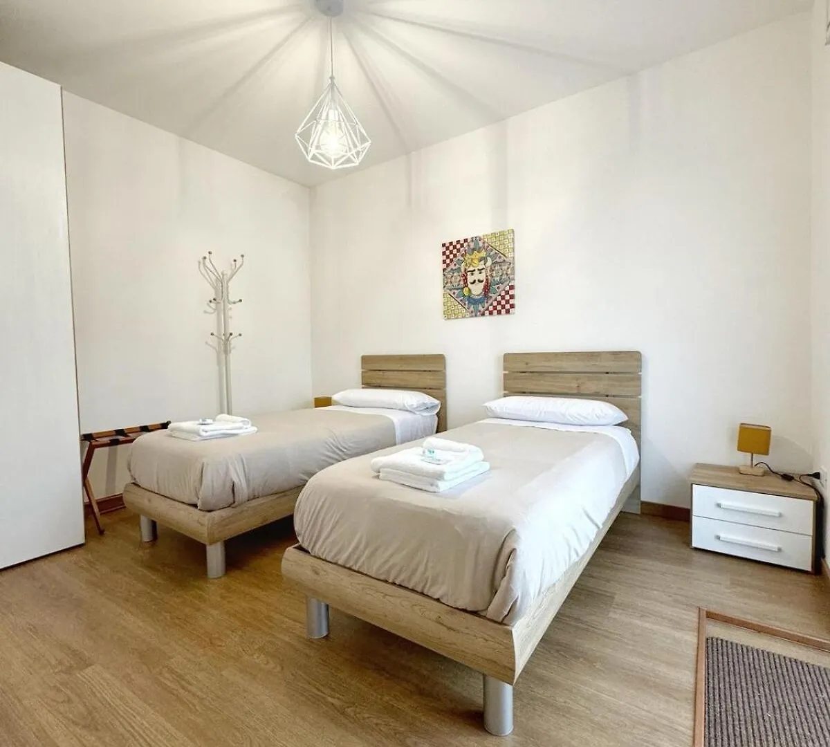 Casa Ragonese Apartment Palermo 0*,